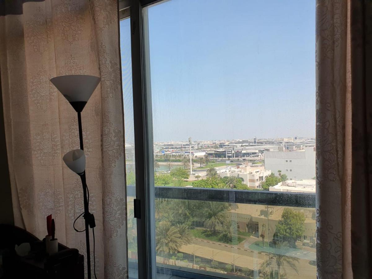One MasterBedroom in 2 Bedroom Apt,Al Darwesh,Al Barsha 1 Dubai Buitenkant foto